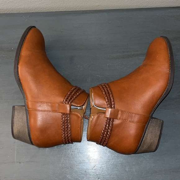 Style & Co. Womens Fellicity Faux Leather Ankle Brown Cognac Booties sz 7.5 EUC - Picture 6 of 14